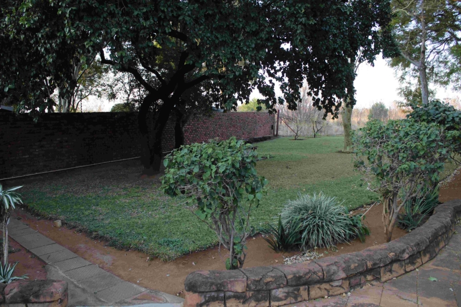 9 Bedroom Property for Sale in Schietfontein Ah North West